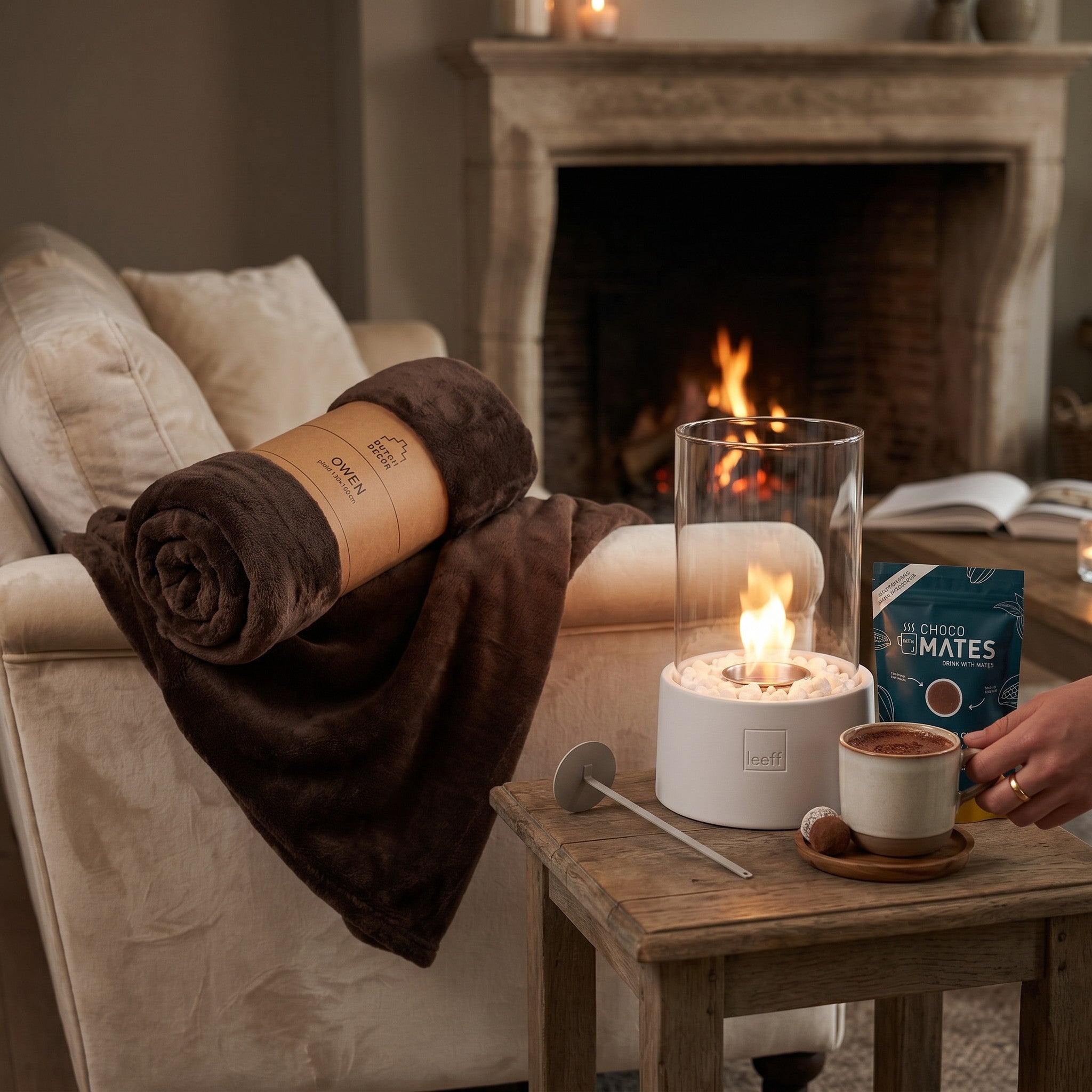 Grand Fireplace Gift Box — Table Fire & Cosy Blanket
