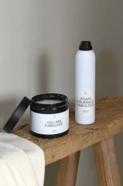 LEEFF Shower Foam – Fabulous Fig (Foam Yourself Fabulous)