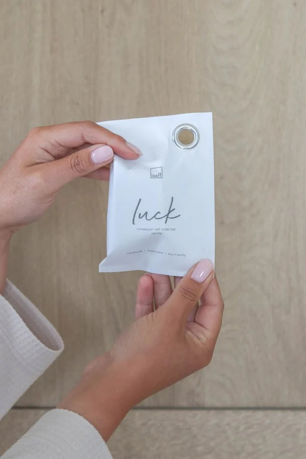 LEEFF Himalayan Salt Soap Bar – Vanilla (Luck)